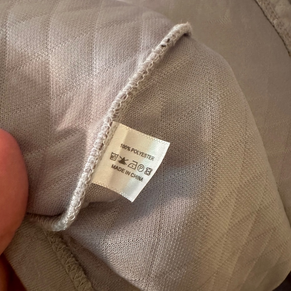 Gray Pullover - Picture 4 of 4
